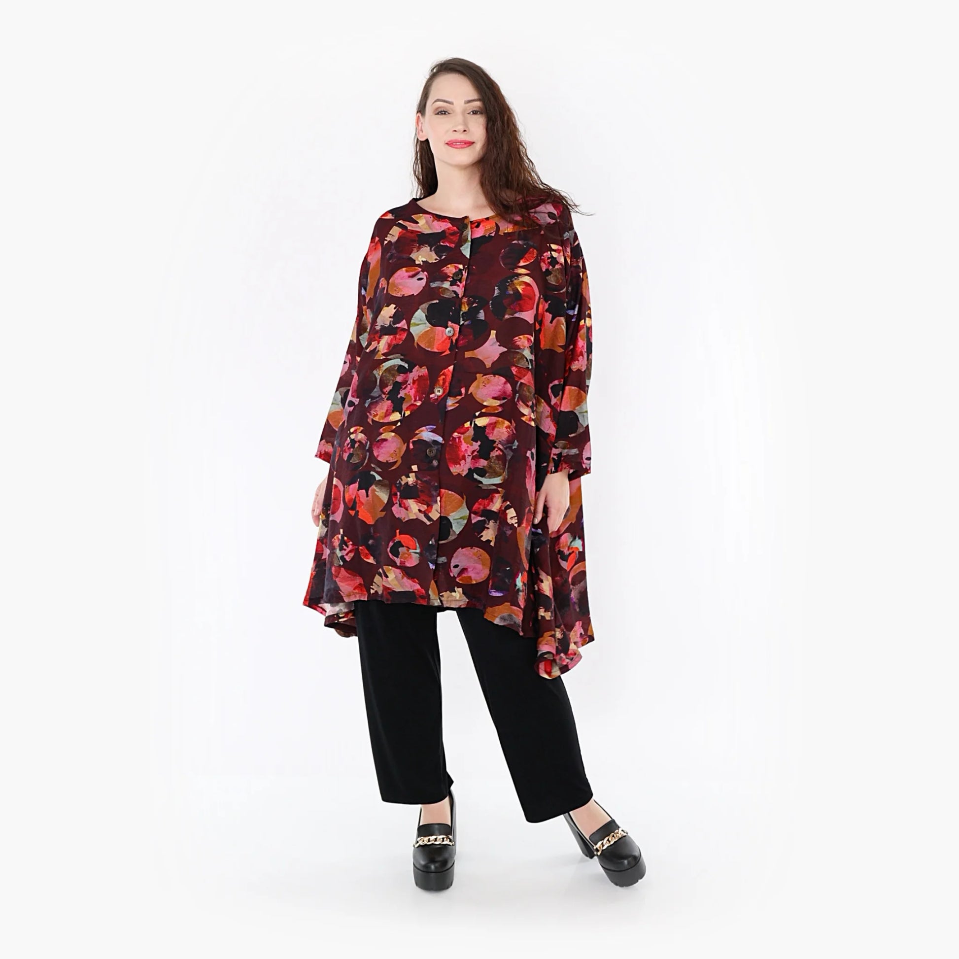  A-Form Jacke in mehrfarbig mit Punktmuster aus leichtem Viskose-Chiffon für eleganten Lagenlook