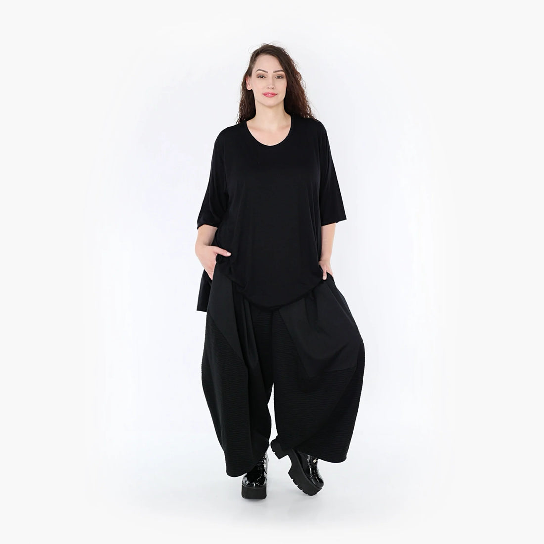  Haremshose von AKH Fashion aus Materialmix, 1347.06883, Schwarz, Wellen, Schick, Modern