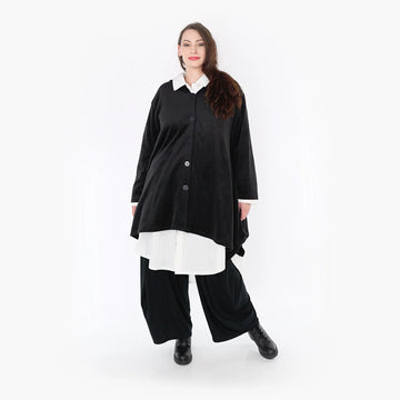  Oversized A-Form Jacke in Schwarz aus hochwertigem Fleece mit Kapuze und praktischen Taschen