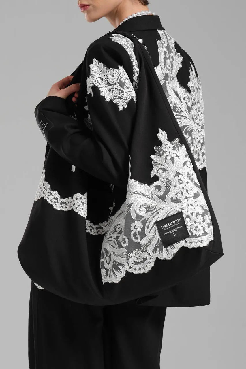  Tasche von TW3 aus feinem Materialmix, 1179, Schwarz, Blumen, Schick, Modern, Ausgefallen
