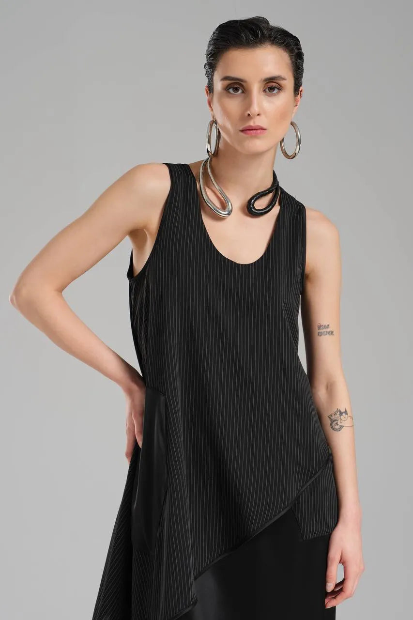  TW3 Kleid in asymmetrischer Form, aus Polyamid, 1202, Schwarz, Streifen, Ausgefallen