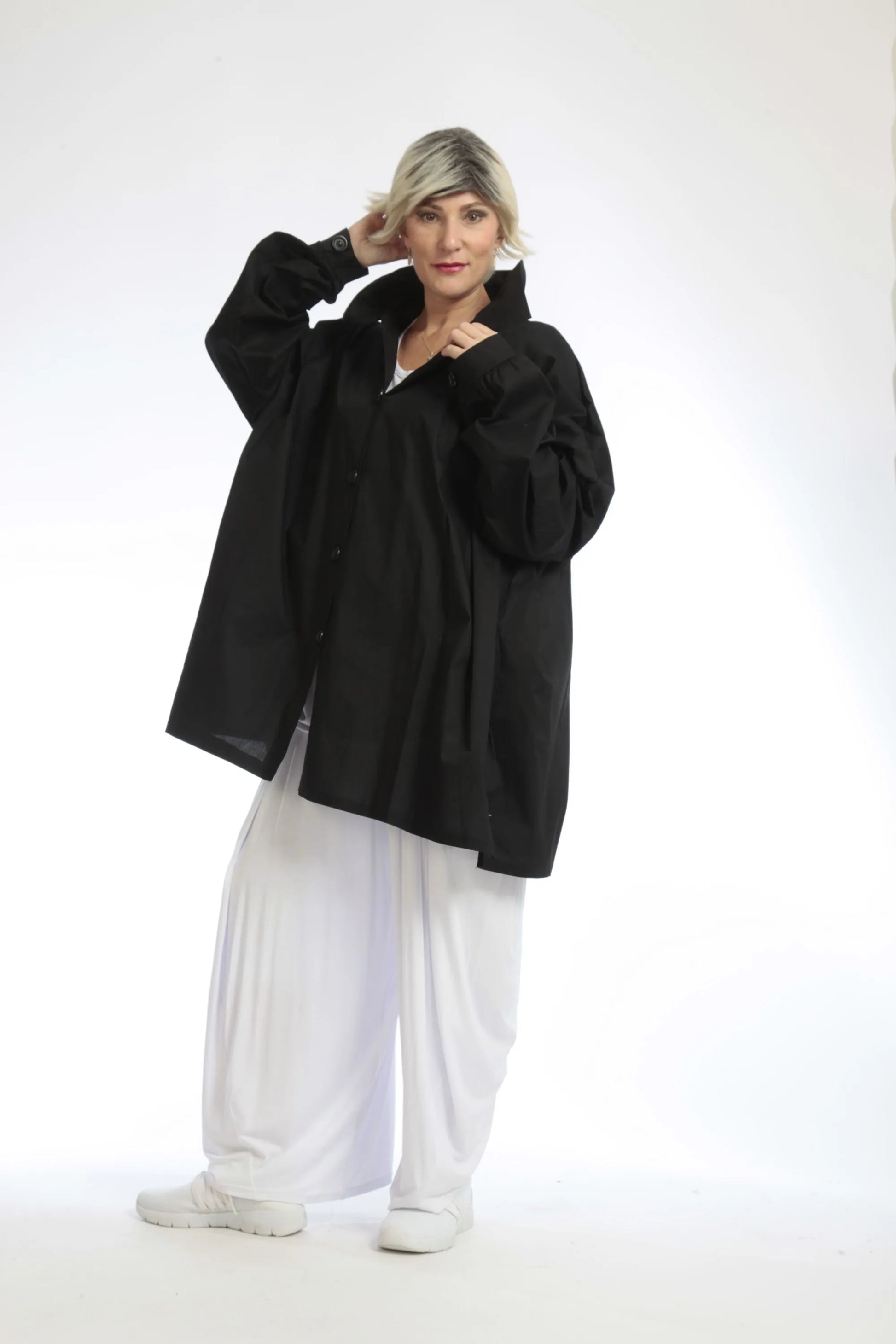  Oversize schwarze Bluse aus hochwertiger Baumwolle im sportlich-chicen Design für Lagenlook