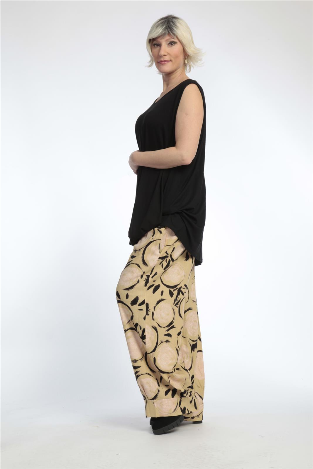  AKH Fashion Hose in gerader Form, aus Viskose, 0821.01530, Apricot-Multi, Punkte, Schick