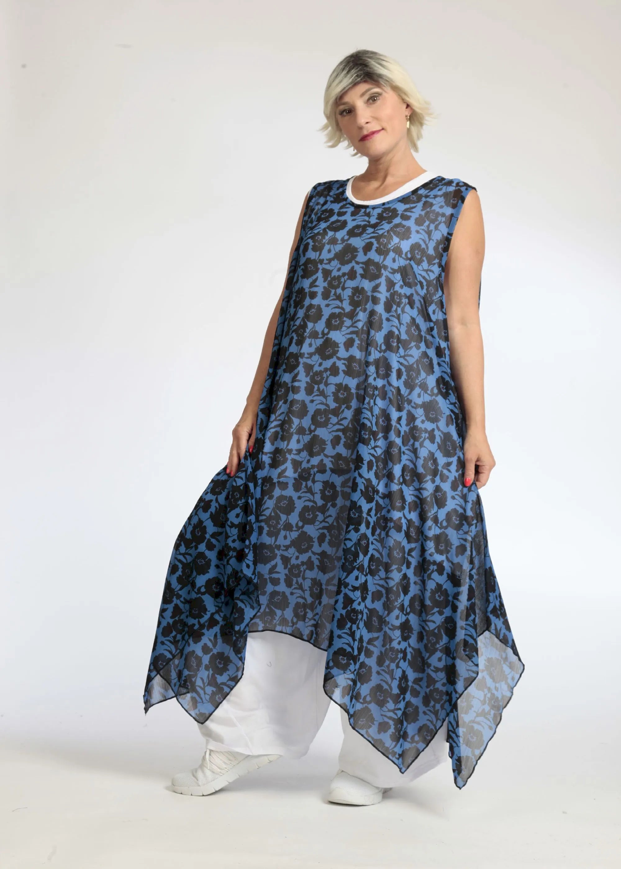  A-Form Tunika von AKH Fashion aus Polyester, 1074.05927, Blau-Schwarz, Blumen, Schick