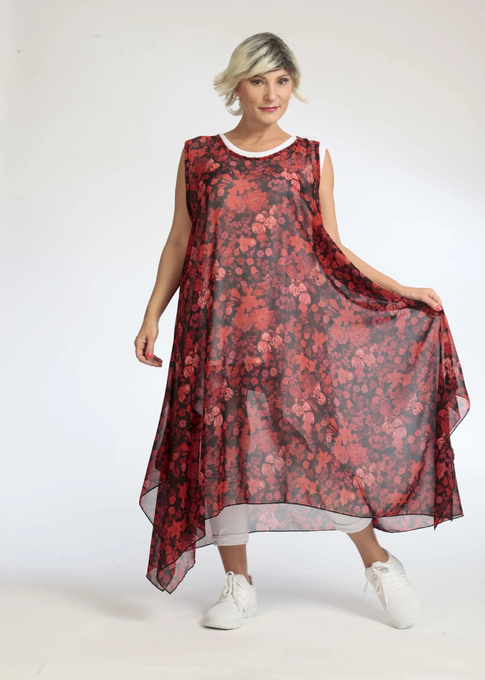  Elegante A-Form Tunika aus luftiger Chiffon in rot-schwarz mit floralem Muster für große Größen