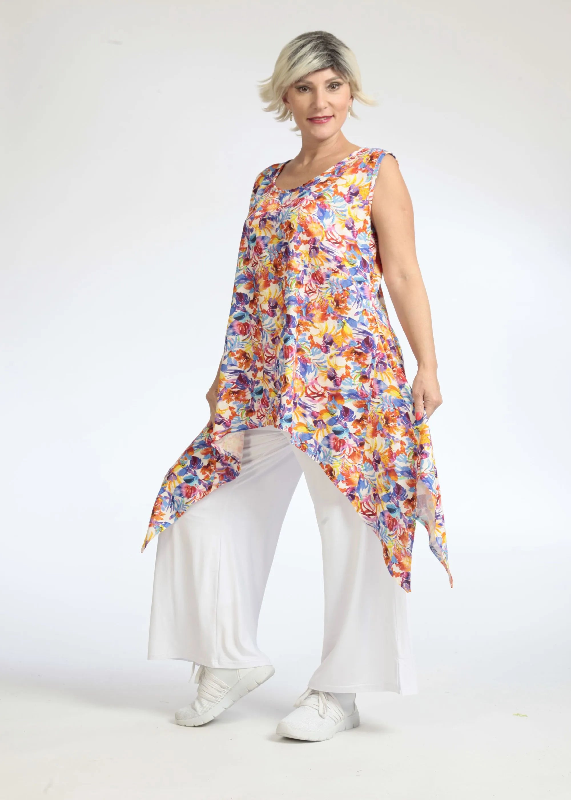  Zipfel Top von AKH Fashion aus Viskose, 1082.01975, Rot-Blau, Blumen, Schick, Modern