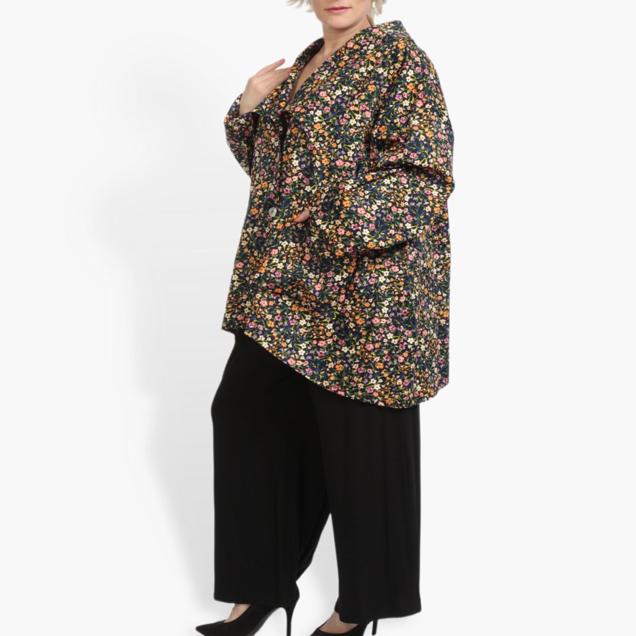  A-Form Jacke von AKH Fashion aus Viskose, 0836.06749, Schwarz-Multi, Blumen, Schick