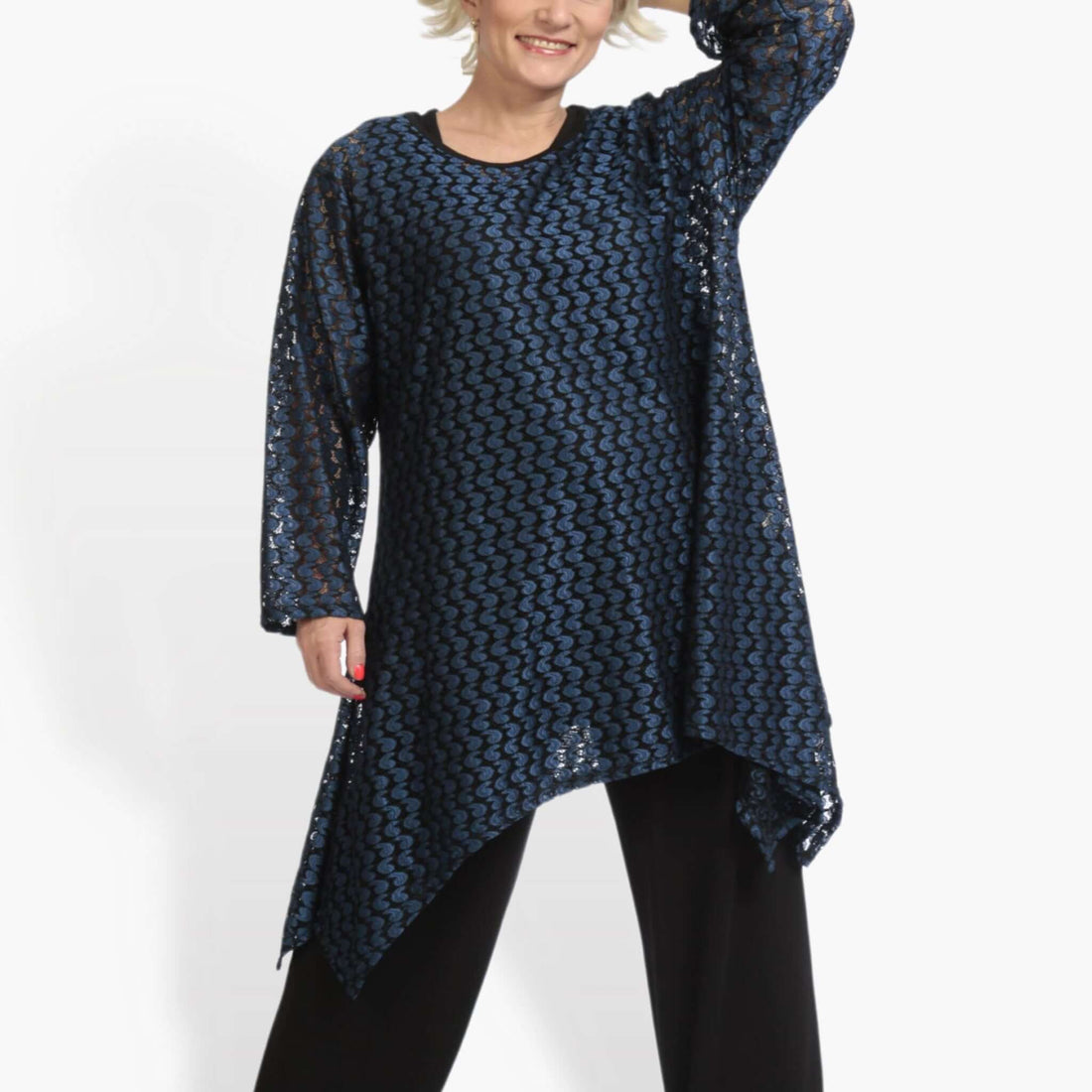  A-Form Shirt von AKH Fashion aus Viskose, 0879.06652, Schwarz-Royalblau, Schick, Modern