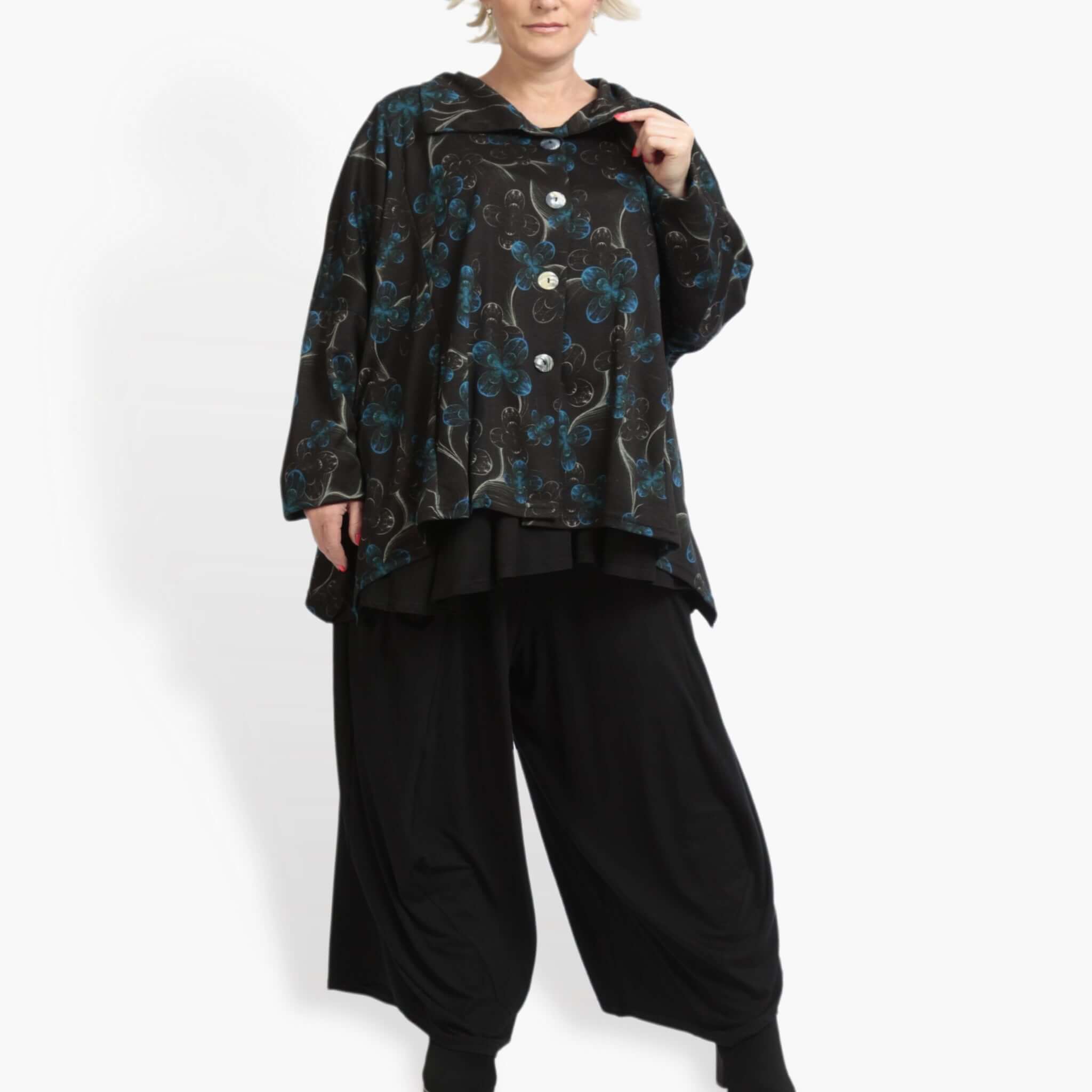  A-Form Jacke von AKH Fashion aus Viskose, 0907.02222, Schwarz-Petrol, Blumen, Schick