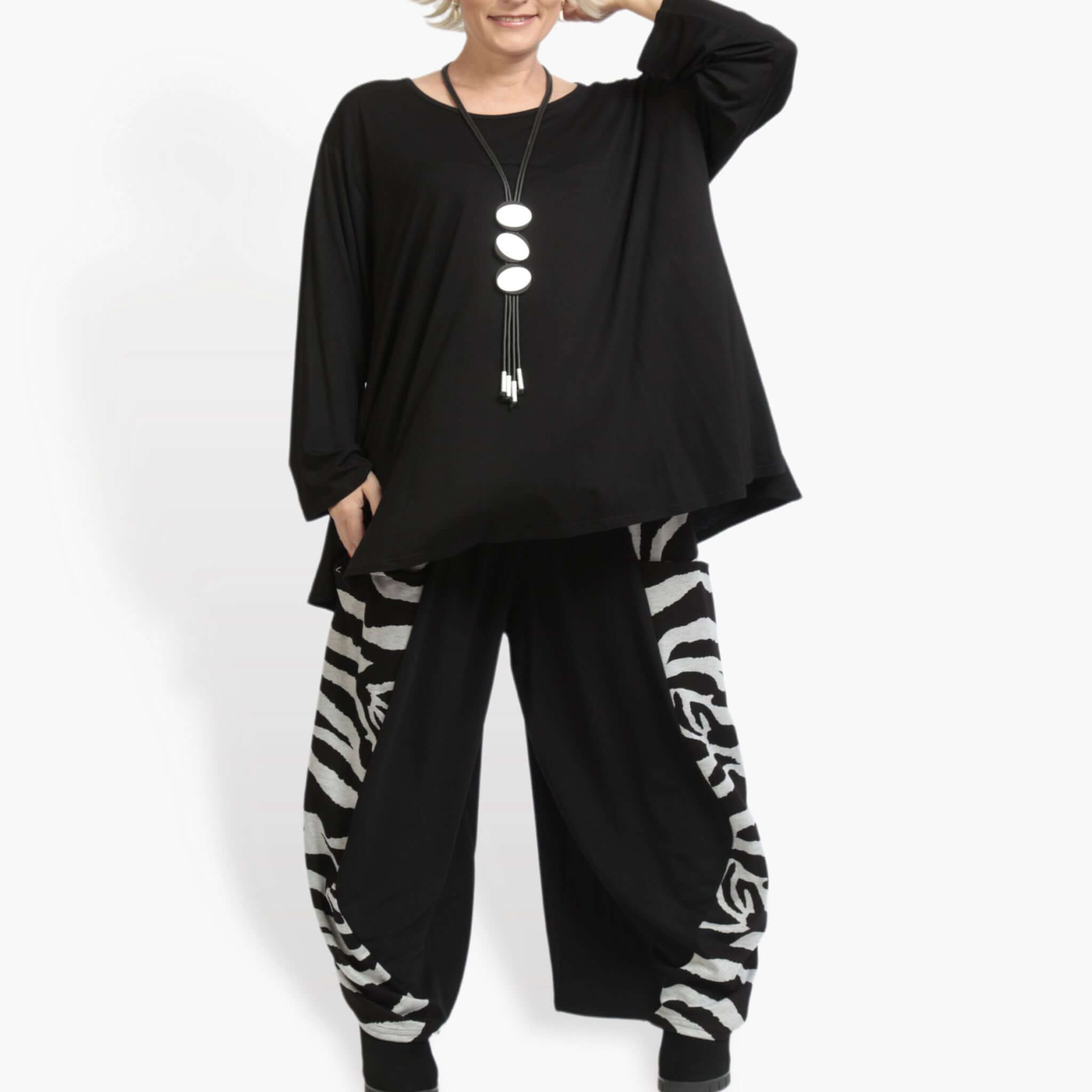  Ballonhose von AKH Fashion aus Viskose, 0916.08069, Schwarz-Grau, Zebra, Schick, Modern