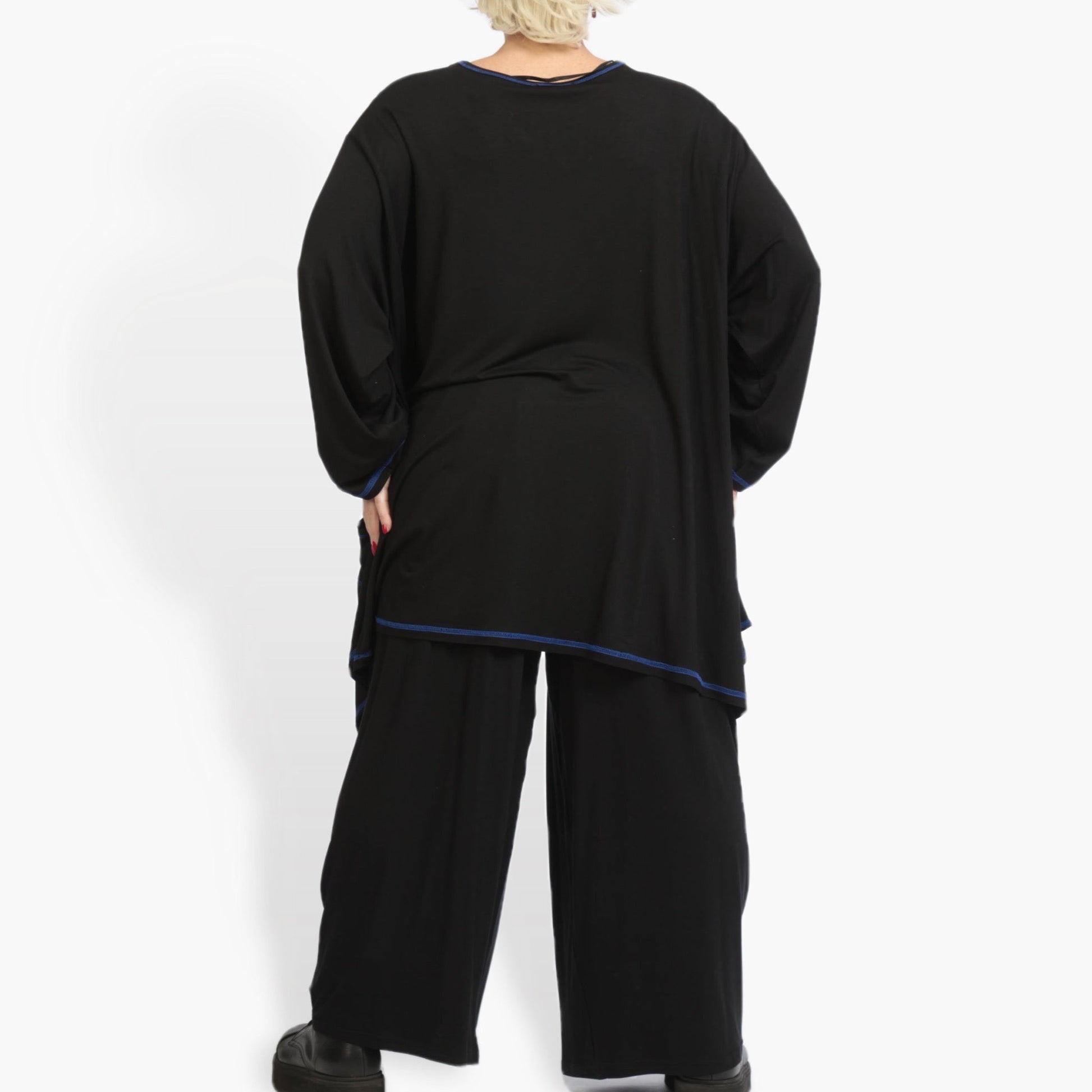  A-Form Shirt in Schwarz-Blau aus leichtem Viskose-Jersey für Plus Size Modebewusste Damen