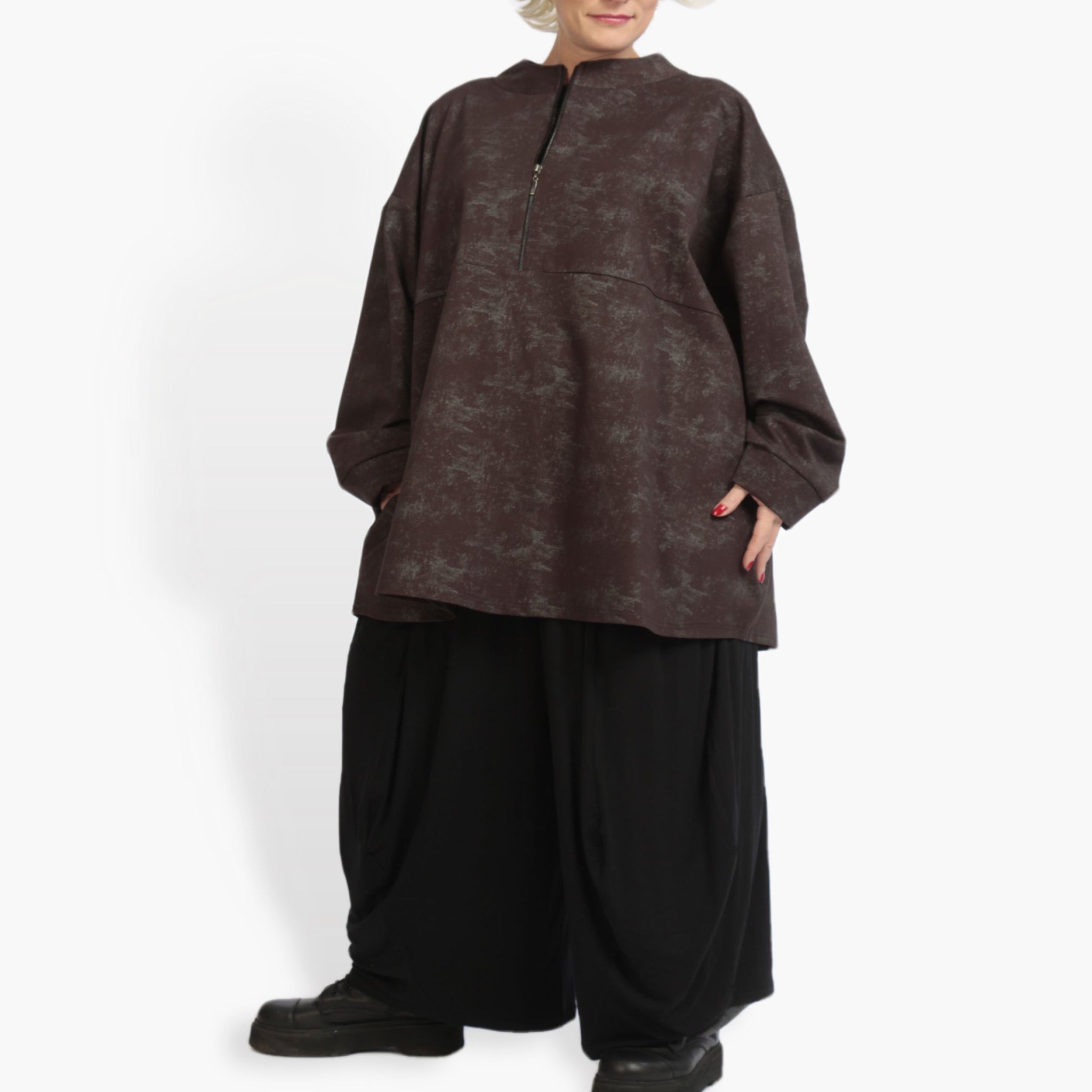  AKH Fashion Bigshirt in kastiger Form, aus Viskose, 0942.06821, Dunkelbraun, Schick, Modern