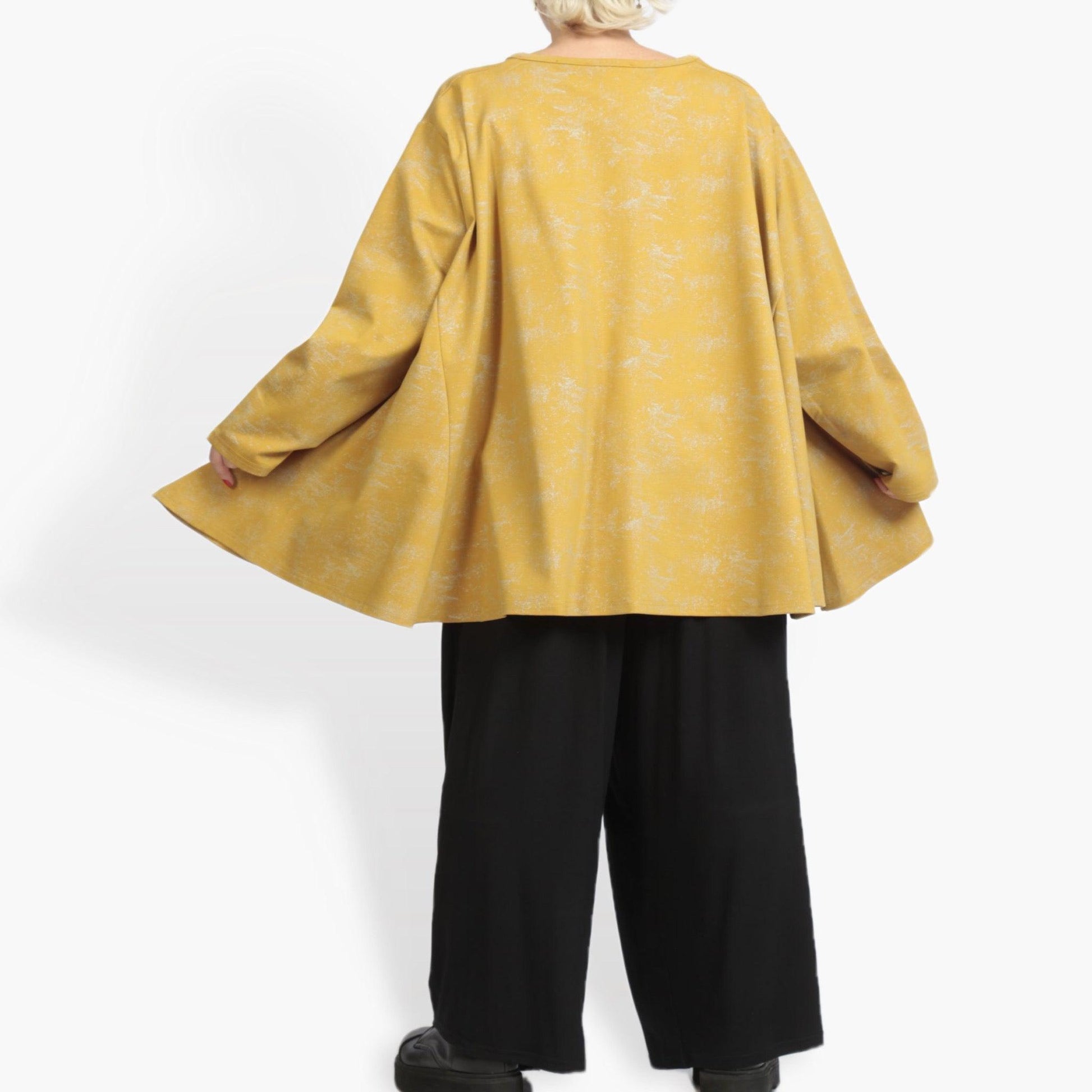  A-Form Oversize Shirt in warmem Senf – Langarm, Rundhals für stilvolle Lagenlooks Plus Size