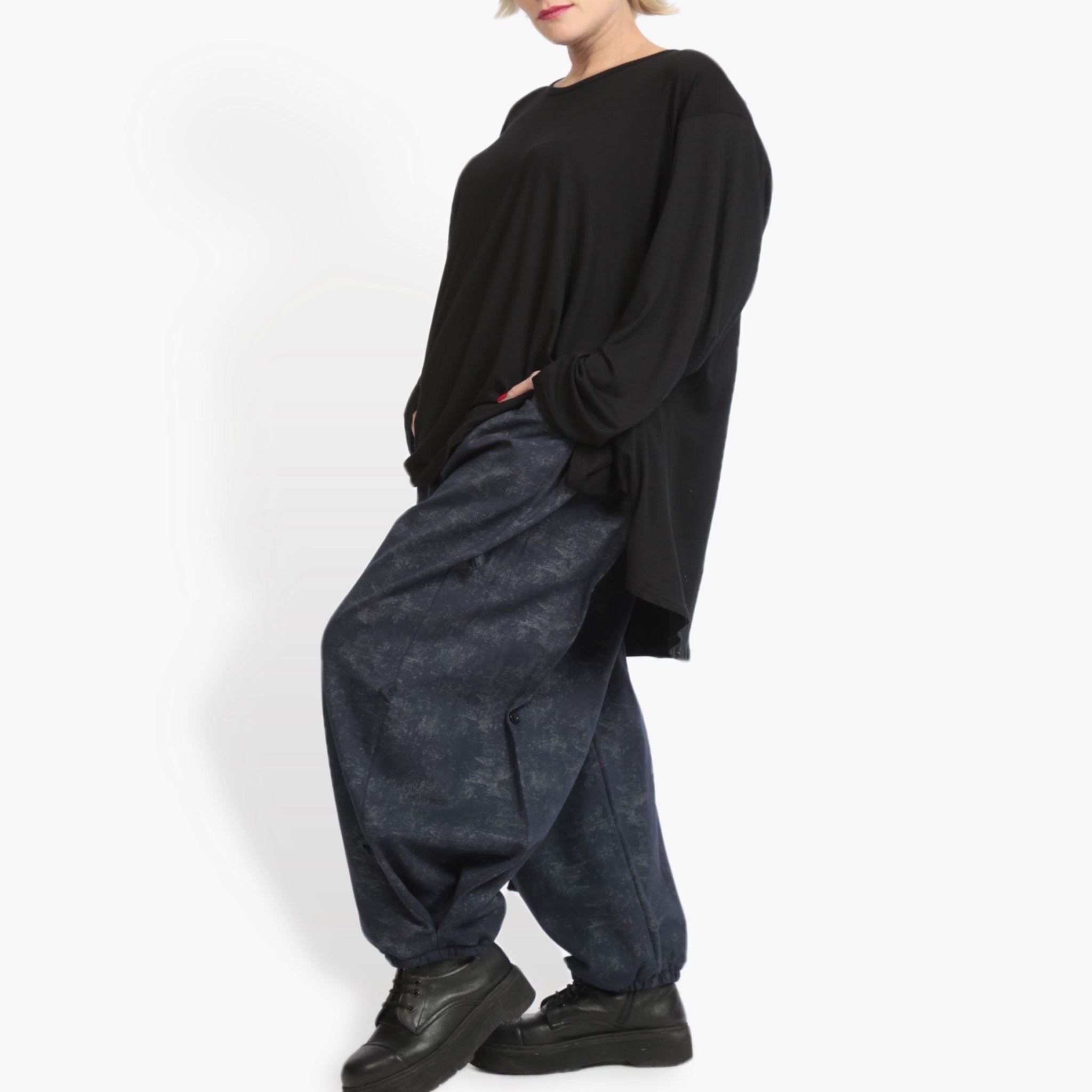  Hose von AKH Fashion aus Materialmix, 0958.06824, Blau, Schick, Modern, Bequem