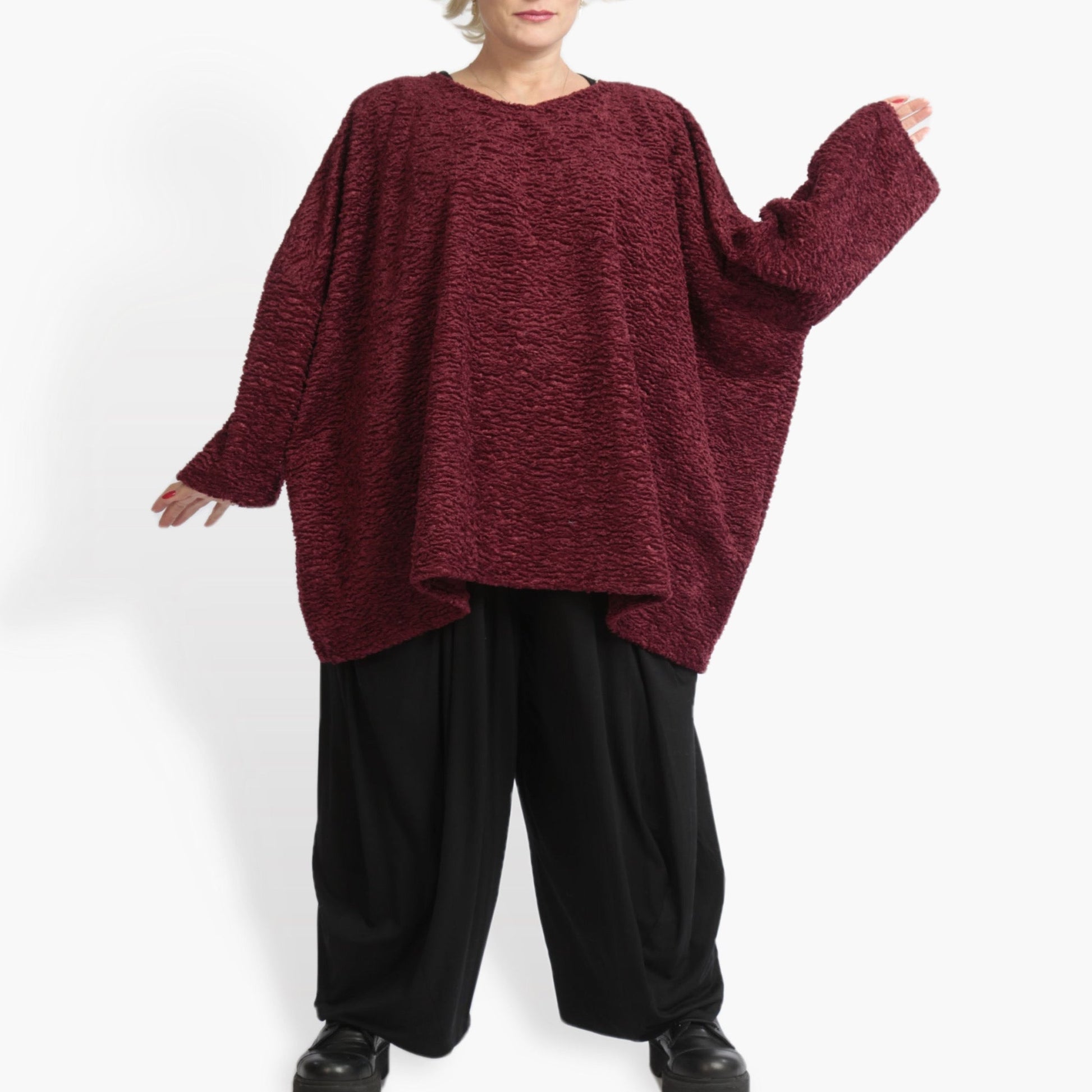  Kastiges Weinrot Shirt aus warmem Astrakan für lässigen Lagenlook in Plus Size